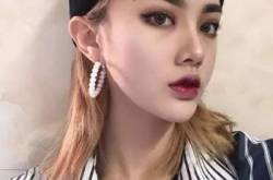 非主流最火的女生头像,非主流女生头像的时尚演变与魅力展现